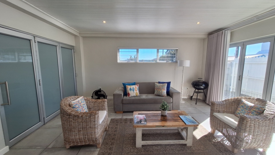 2 Bedroom Property for Sale in Elands Bay Western Cape